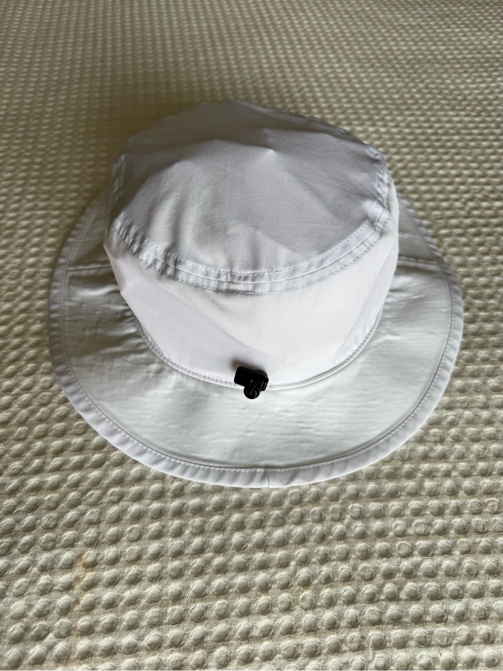 Titleist Kids White Bucket Hat with Green Script Logo - Picture 4 of 7